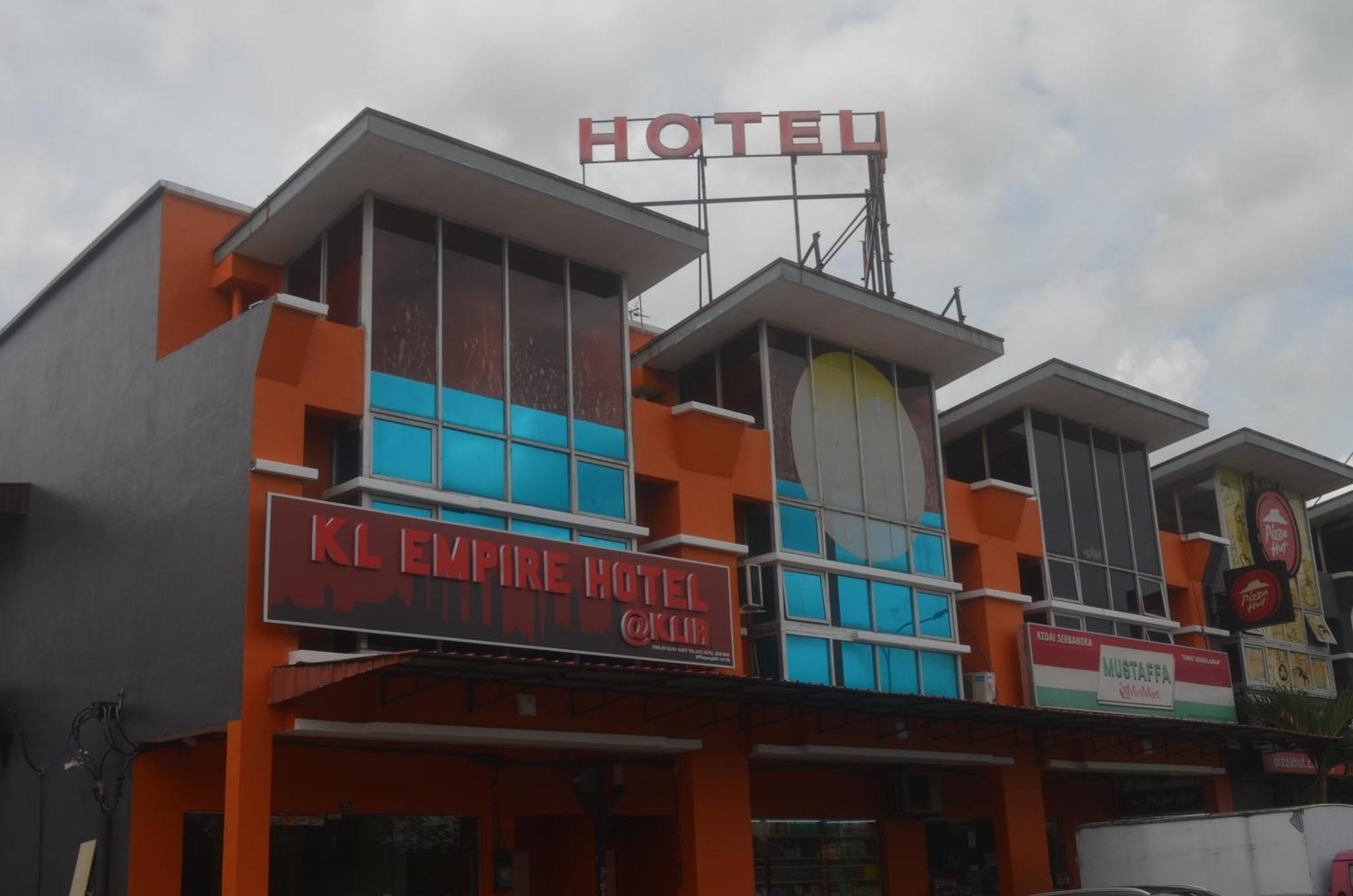 Kl Empire Hotel Klia, Formerly Known As Adiff Palace Klia Sepang Buitenkant foto